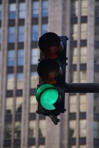 41_13_68---Green-Traffic-light_web