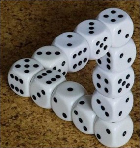 dices_optical_illusion